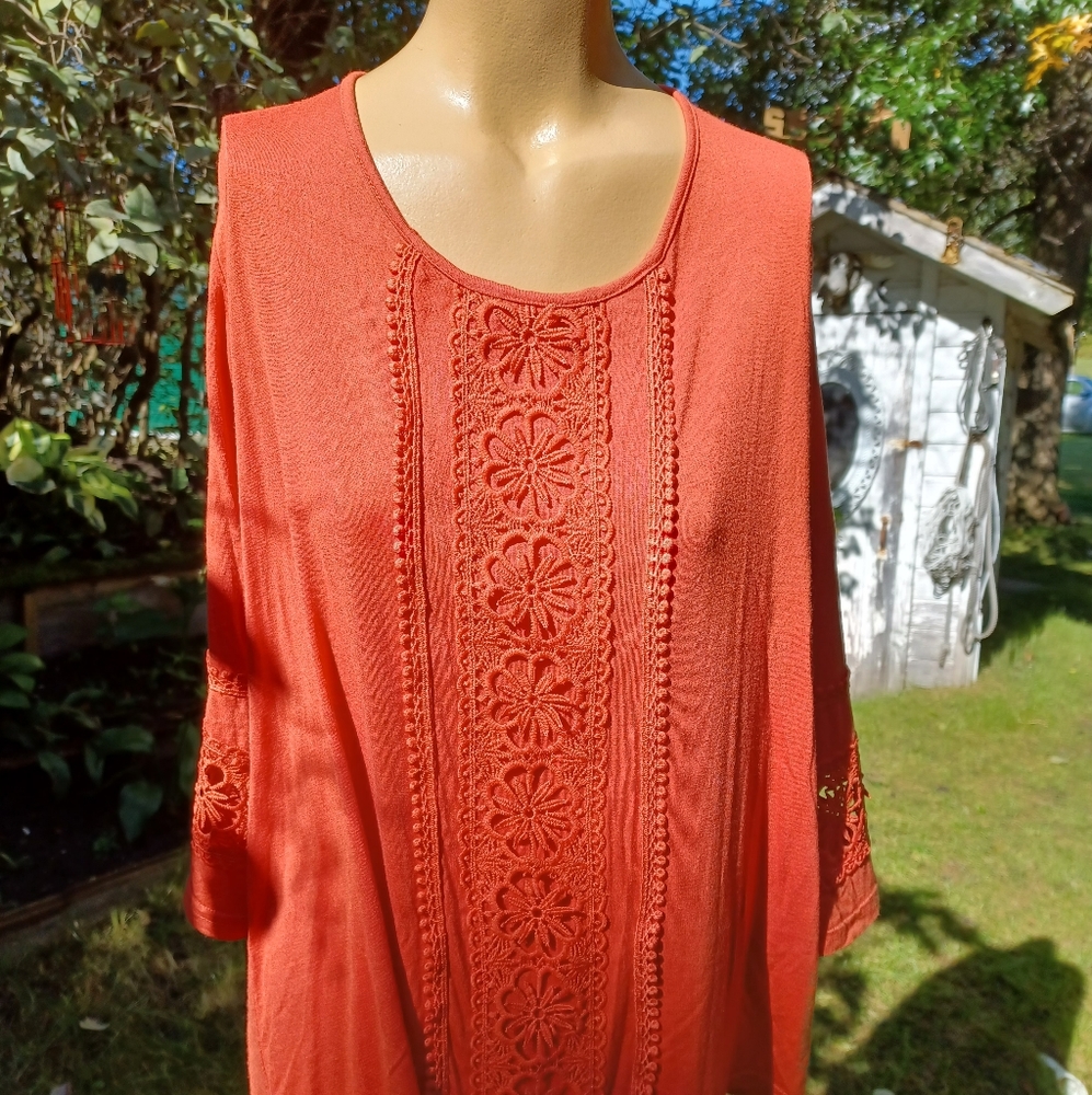 PRICE DROP!! FORGOTTEN GRACE top
